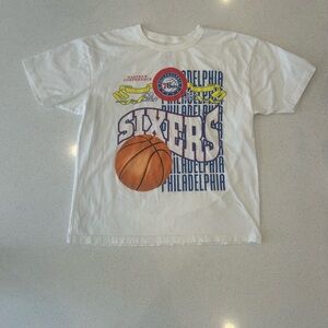 NBA Philadelphia Sixers White Graphic Tee